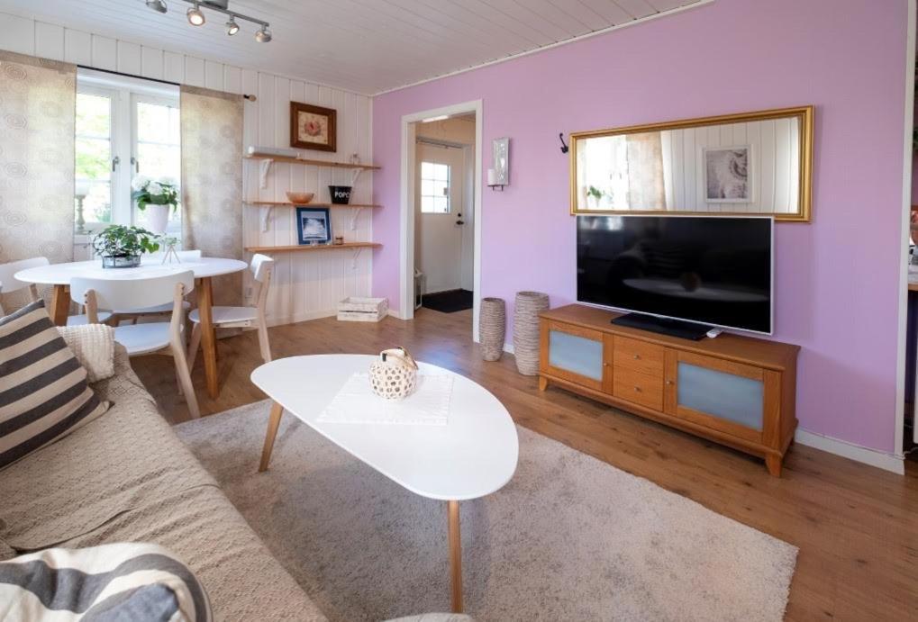 Lilla Groena Huset Pa Garden Härnösand 외부 사진
